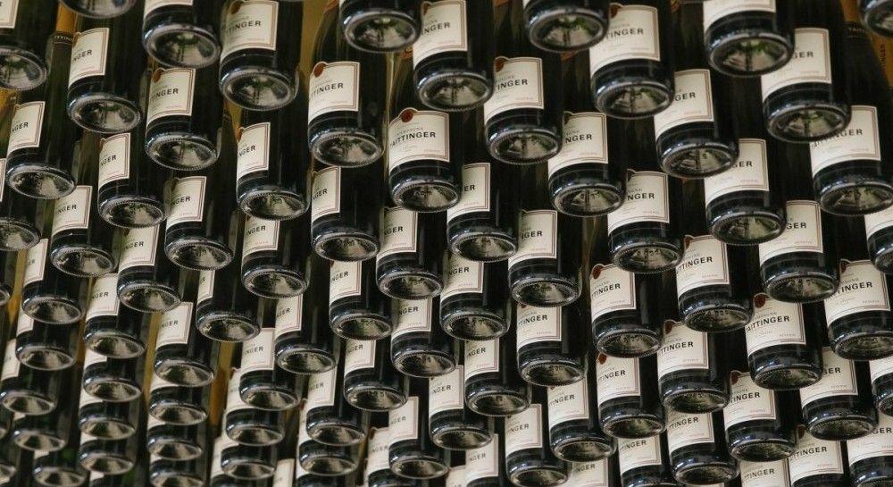 У США 441 тисяча літрів вина вилилося в річку, що впадає в Тихий океан