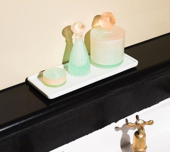 Студентка з Британії створила екологічну упаковку для парфумів з мила: чарівні фото