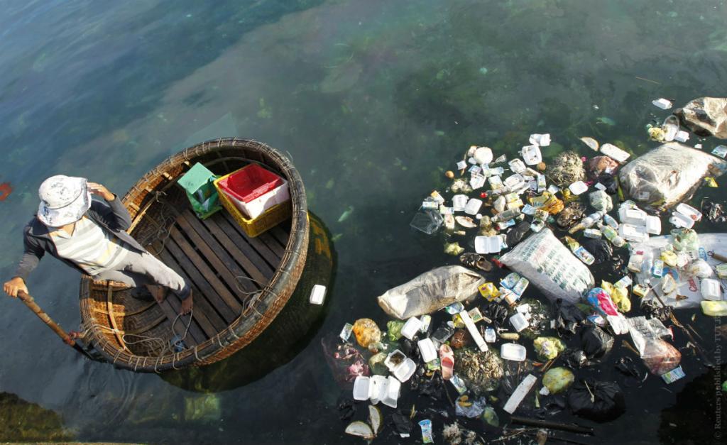 У Середземному морі плаває близько тисячі тонн пластика