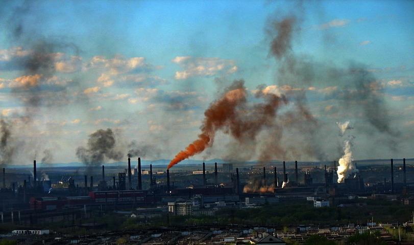 Маріуполь очолив рейтинг міст України з найвищим рівнем забруднення